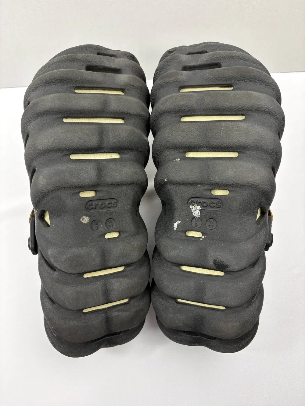 Crocs Men’s Echo Clogs in the Realtree Edge-Size: 8(M), 10(W)-Color: Camouflage.